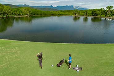 mirage country club aquatic driving range